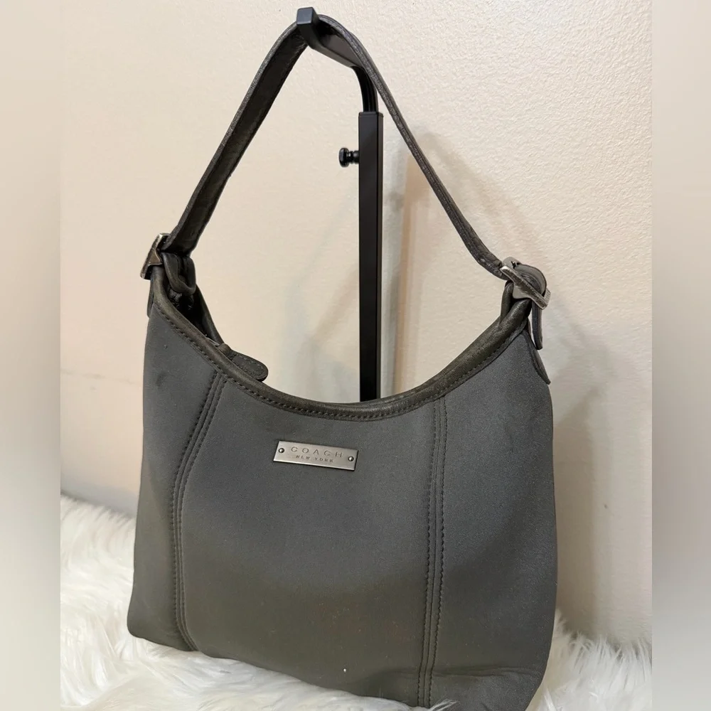 Coach stylish shoulder